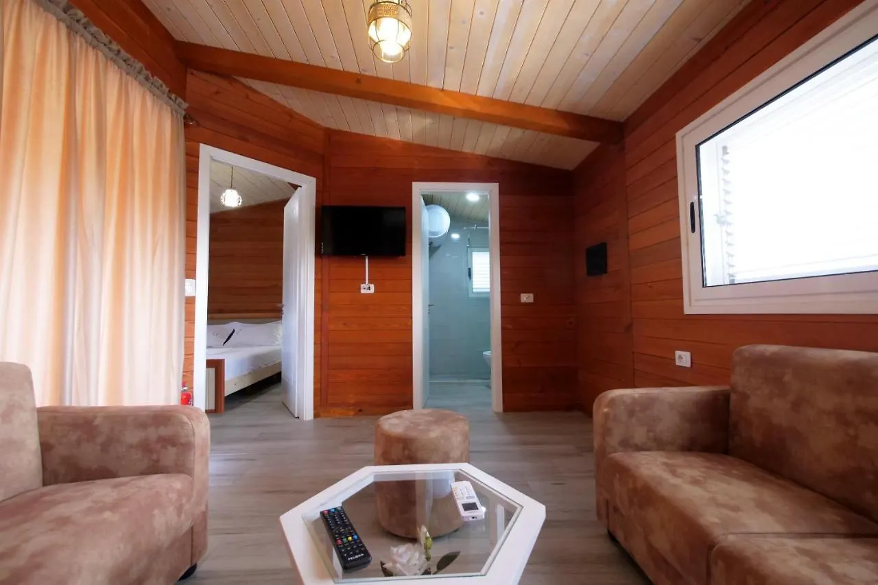 Resort Bujtina E Muriqit Zogaj  Albania