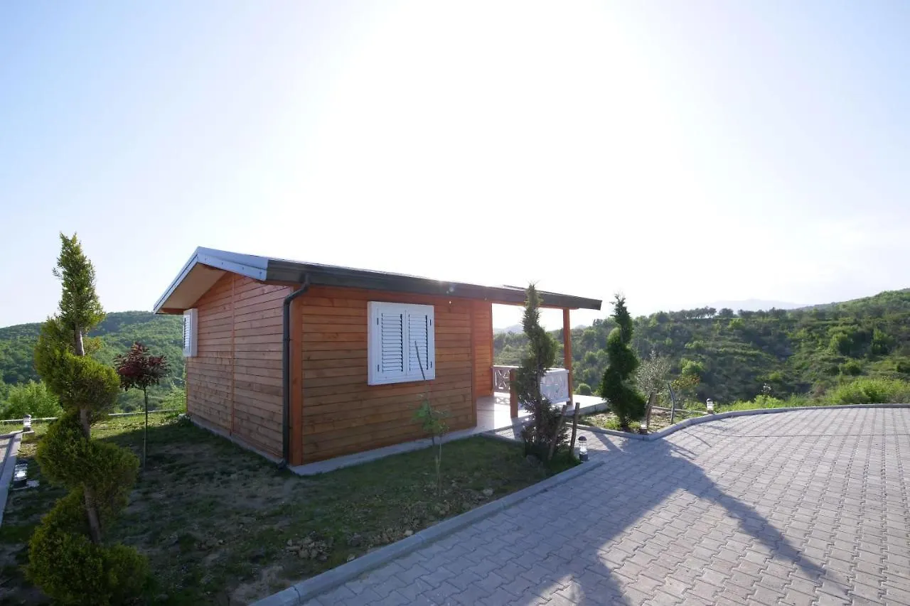 Resort Bujtina E Muriqit Zogaj