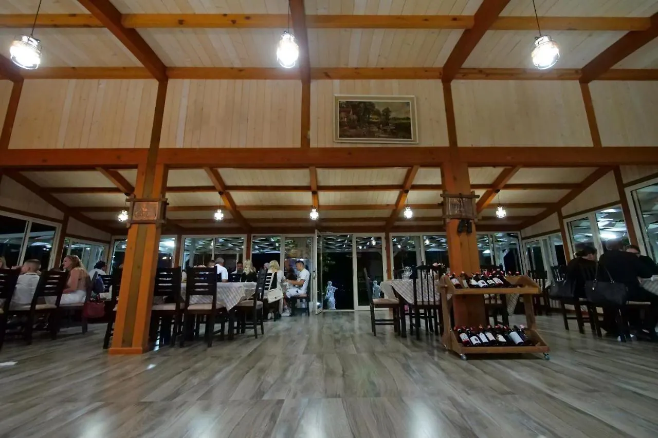 Bujtina E Muriqit Shkoder Albania